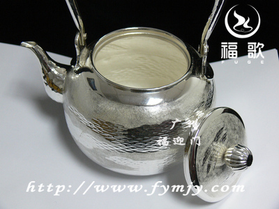 定制银壶 日式茶具 福歌TL018-B云彩纹纯银茶具套装 手工银壶 - 定制银壶 日式茶具 福歌TL018-B云彩纹纯银茶具套装 手工银壶厂家 - 定制银壶 日式茶具 福歌TL018-B云彩纹纯银茶具套装 手工银壶价格 - 广州福迎门金银制品 - 